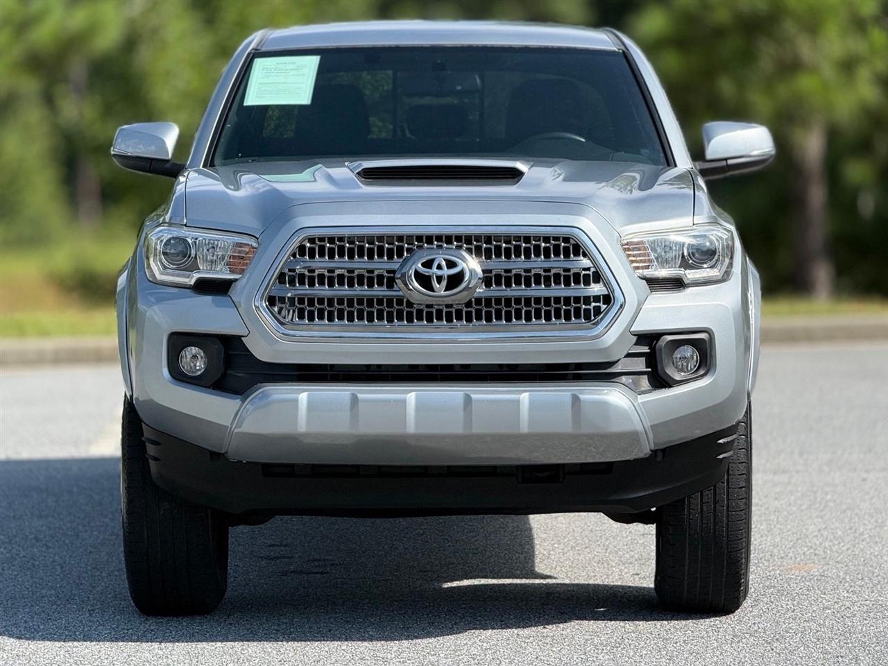 Toyota Tacoma  2017