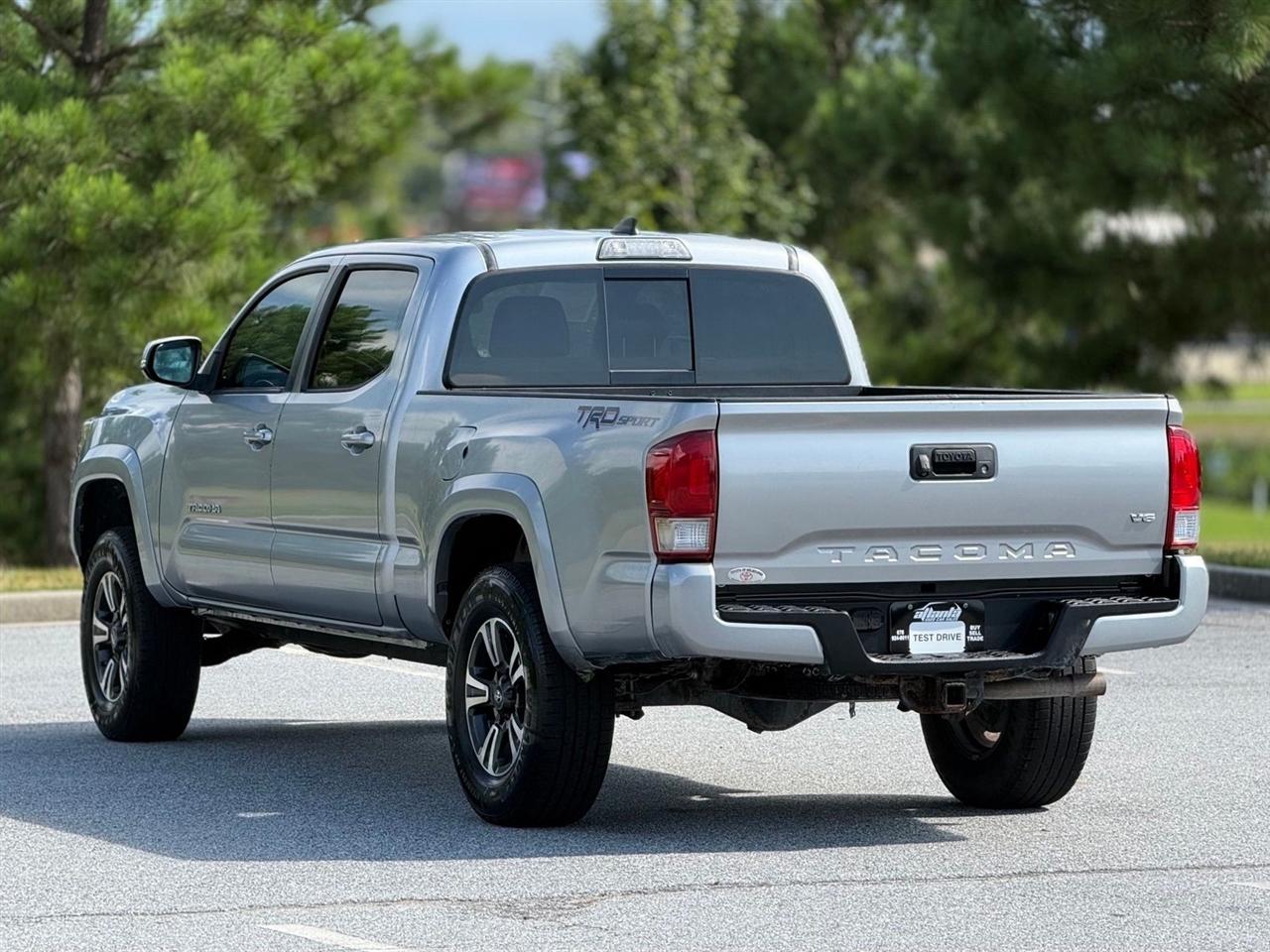 Toyota Tacoma  2017