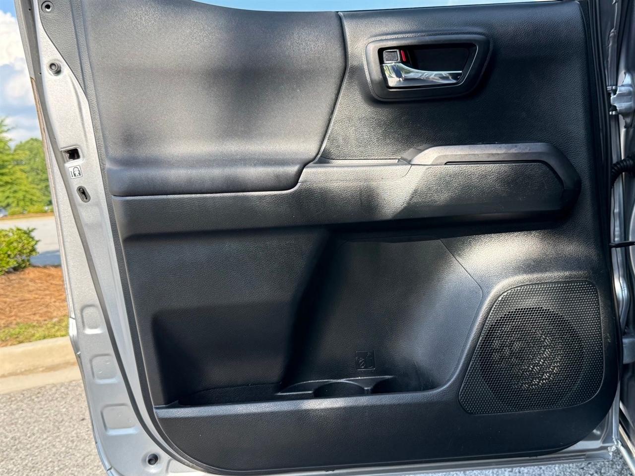 Toyota Tacoma  2017