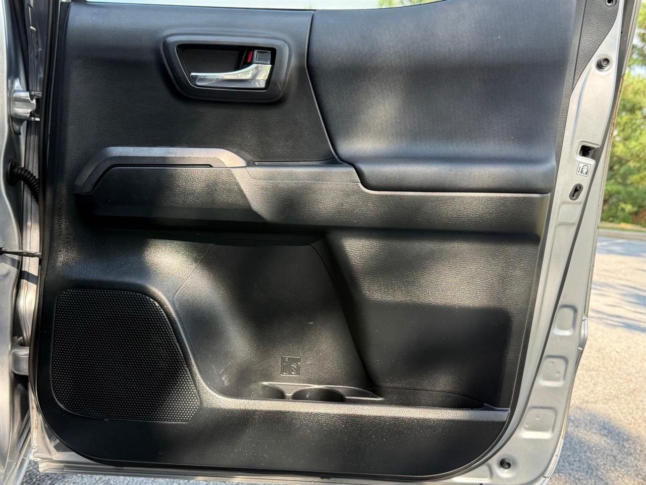 Toyota Tacoma  2017