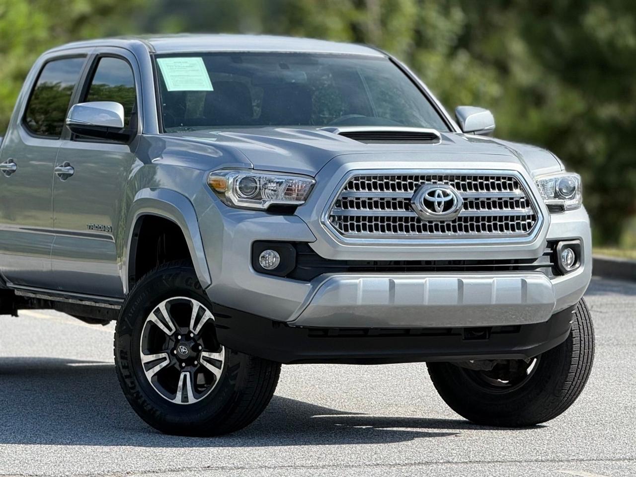 Toyota Tacoma  2017