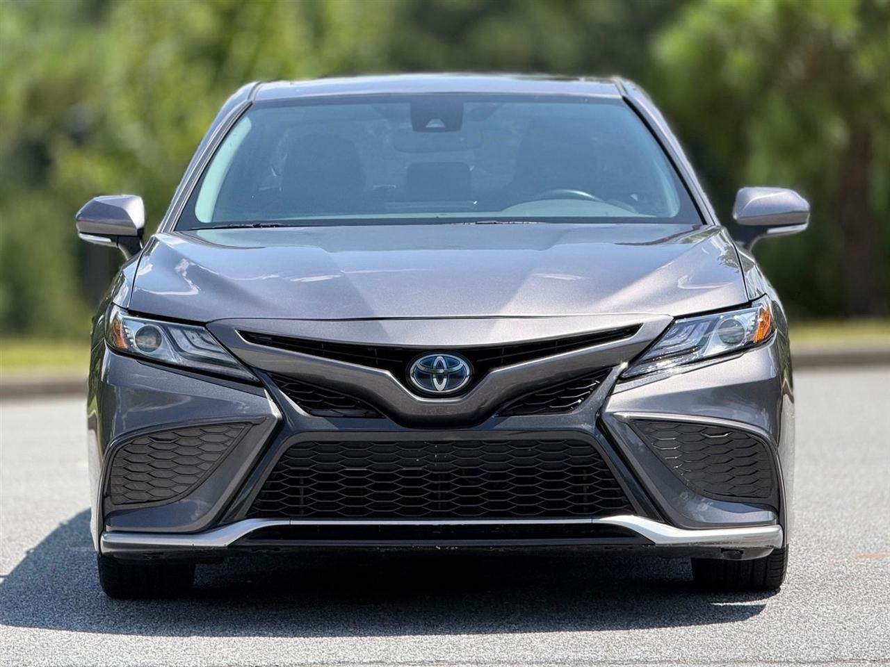 Toyota Camry  2021