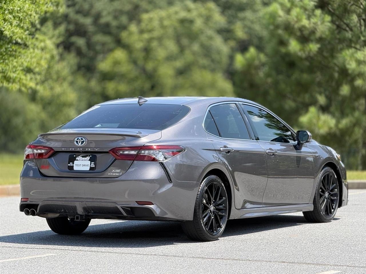 Toyota Camry  2021