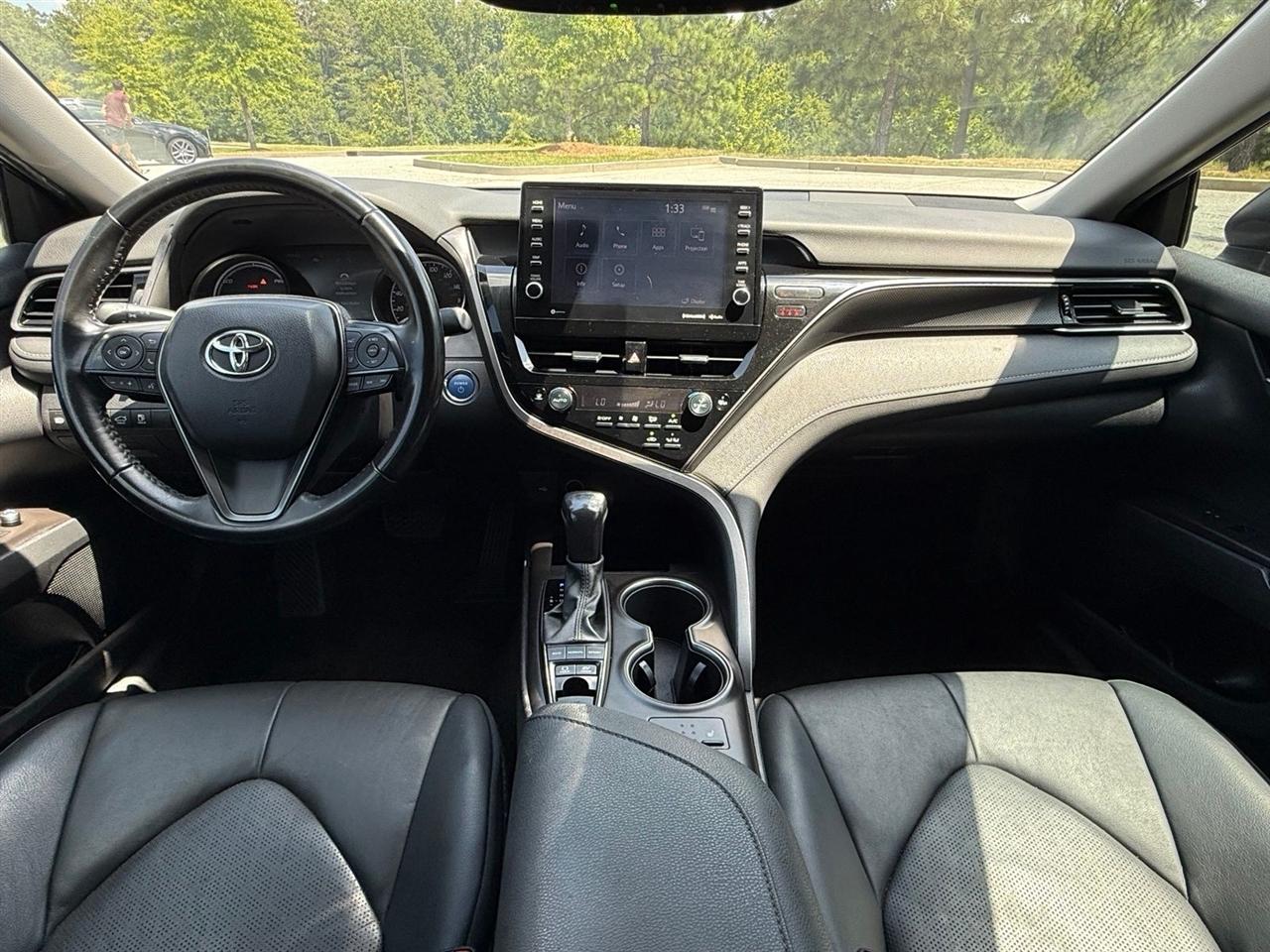 Toyota Camry  2021