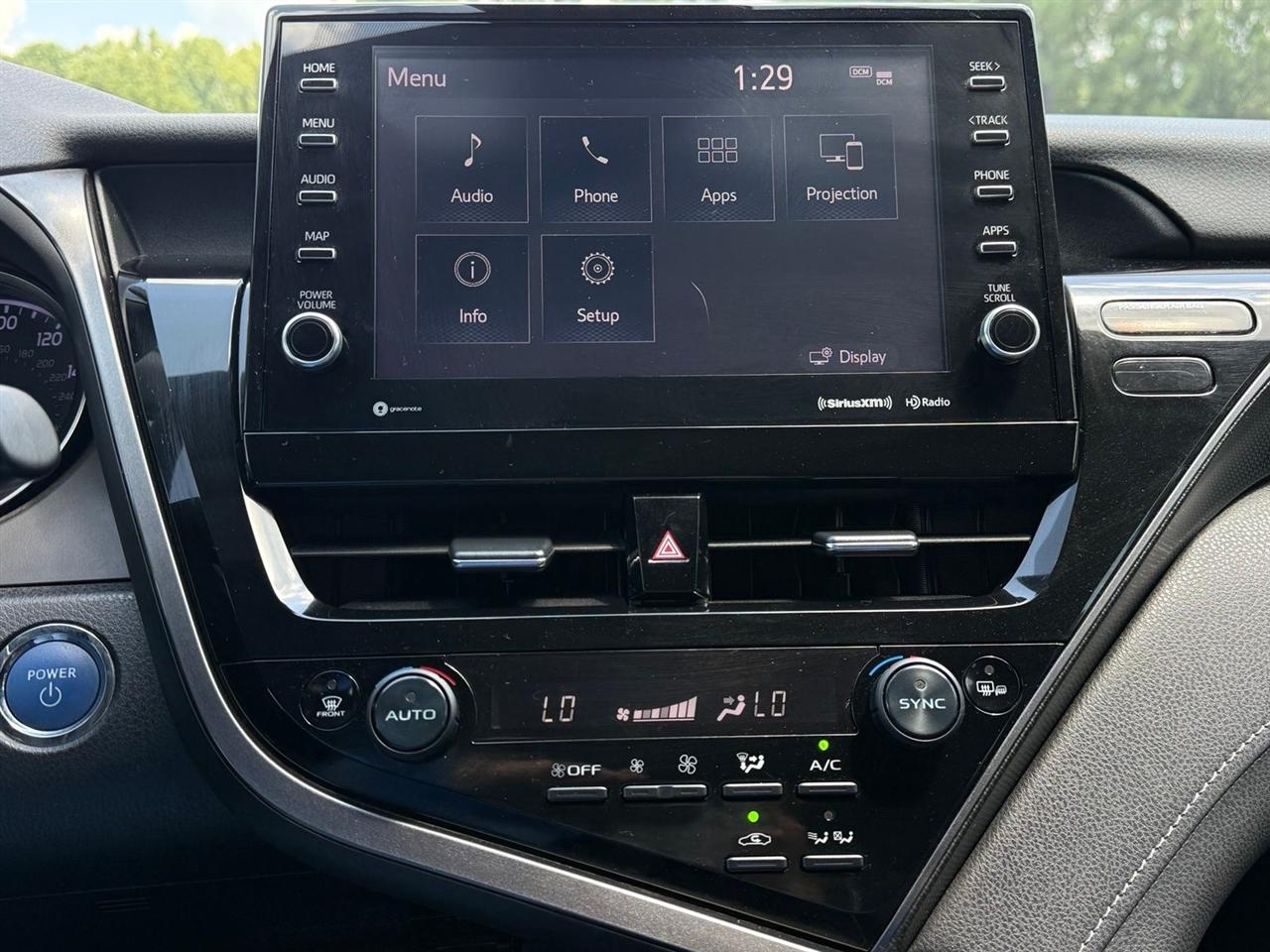 Toyota Camry  2021