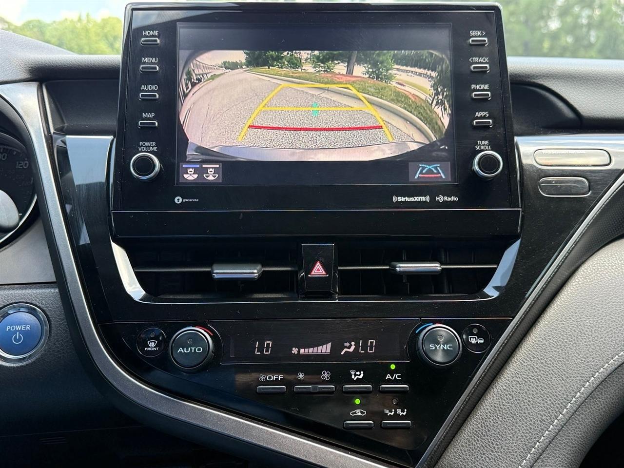 Toyota Camry  2021