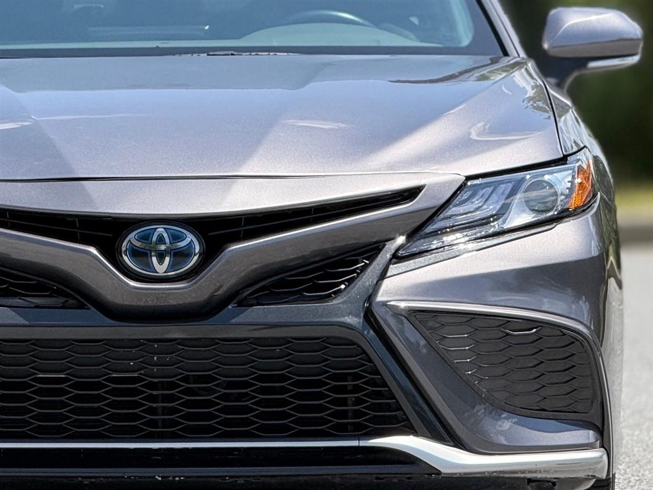Toyota Camry  2021
