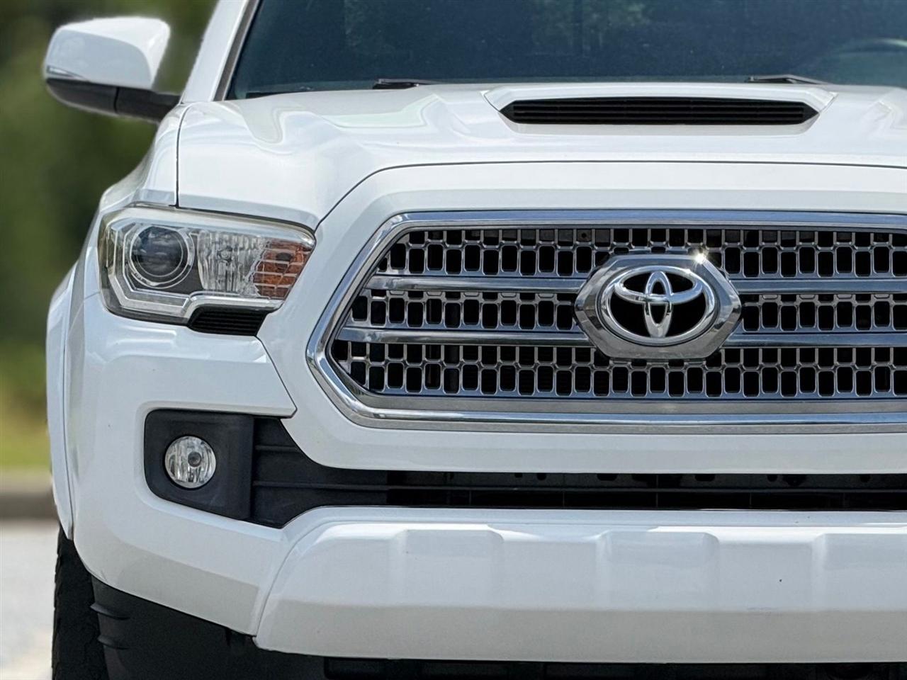 Toyota Tacoma  2017