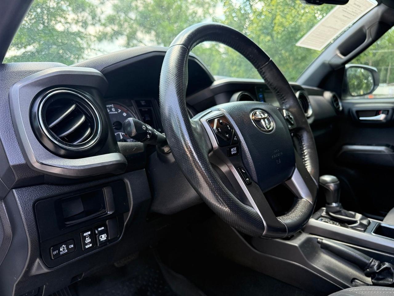 Toyota Tacoma  2017