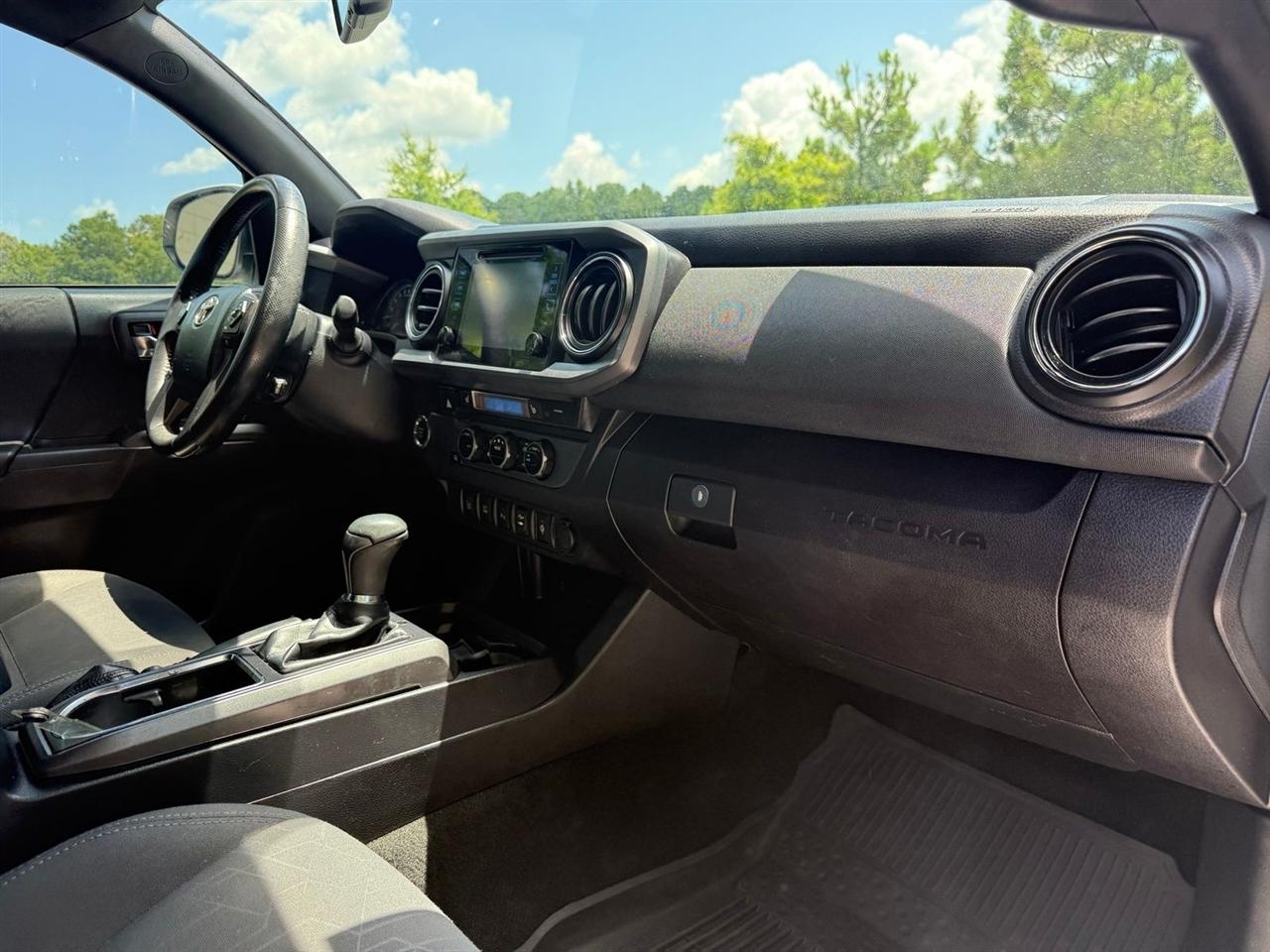 Toyota Tacoma  2017
