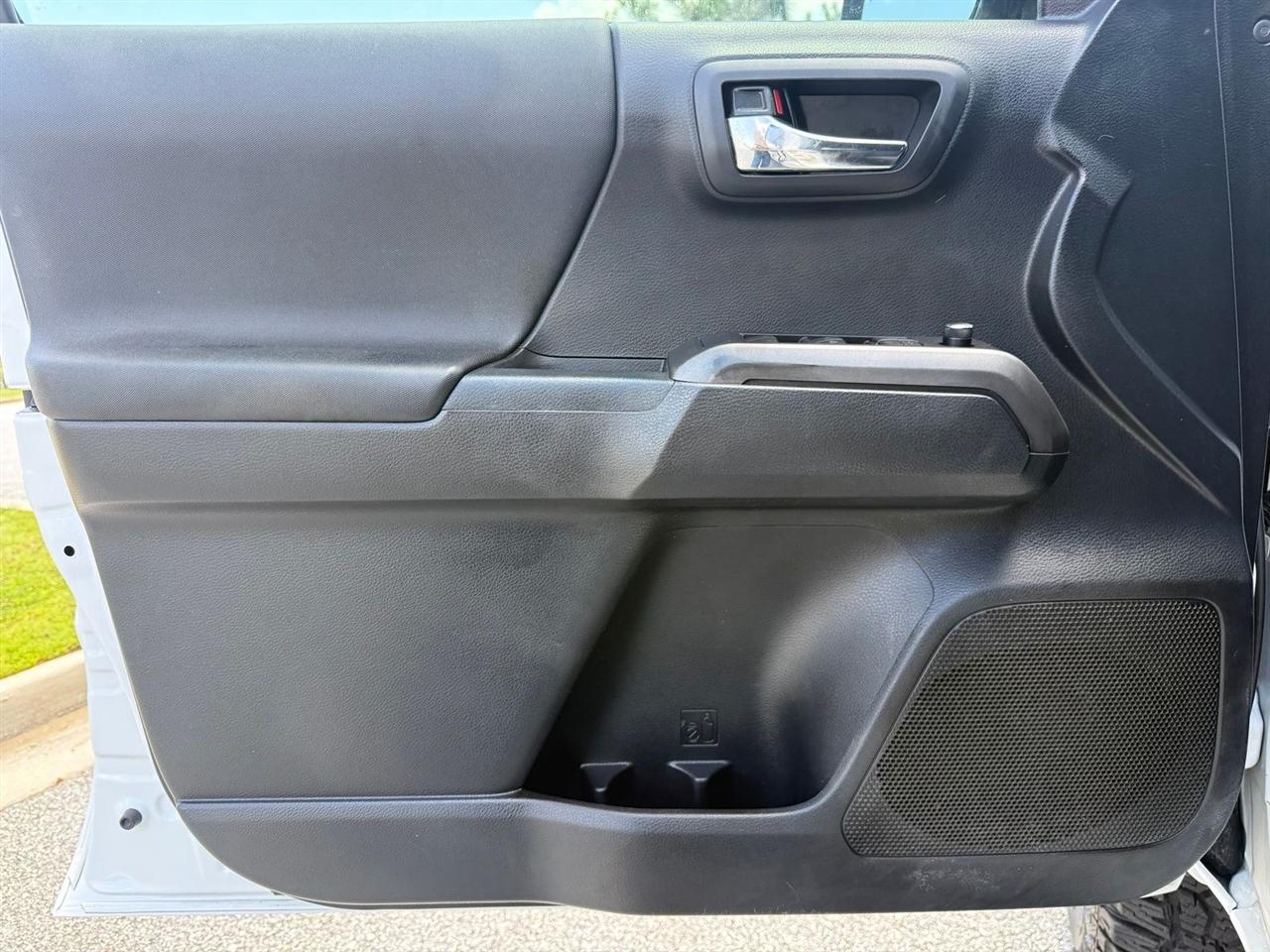 Toyota Tacoma  2017