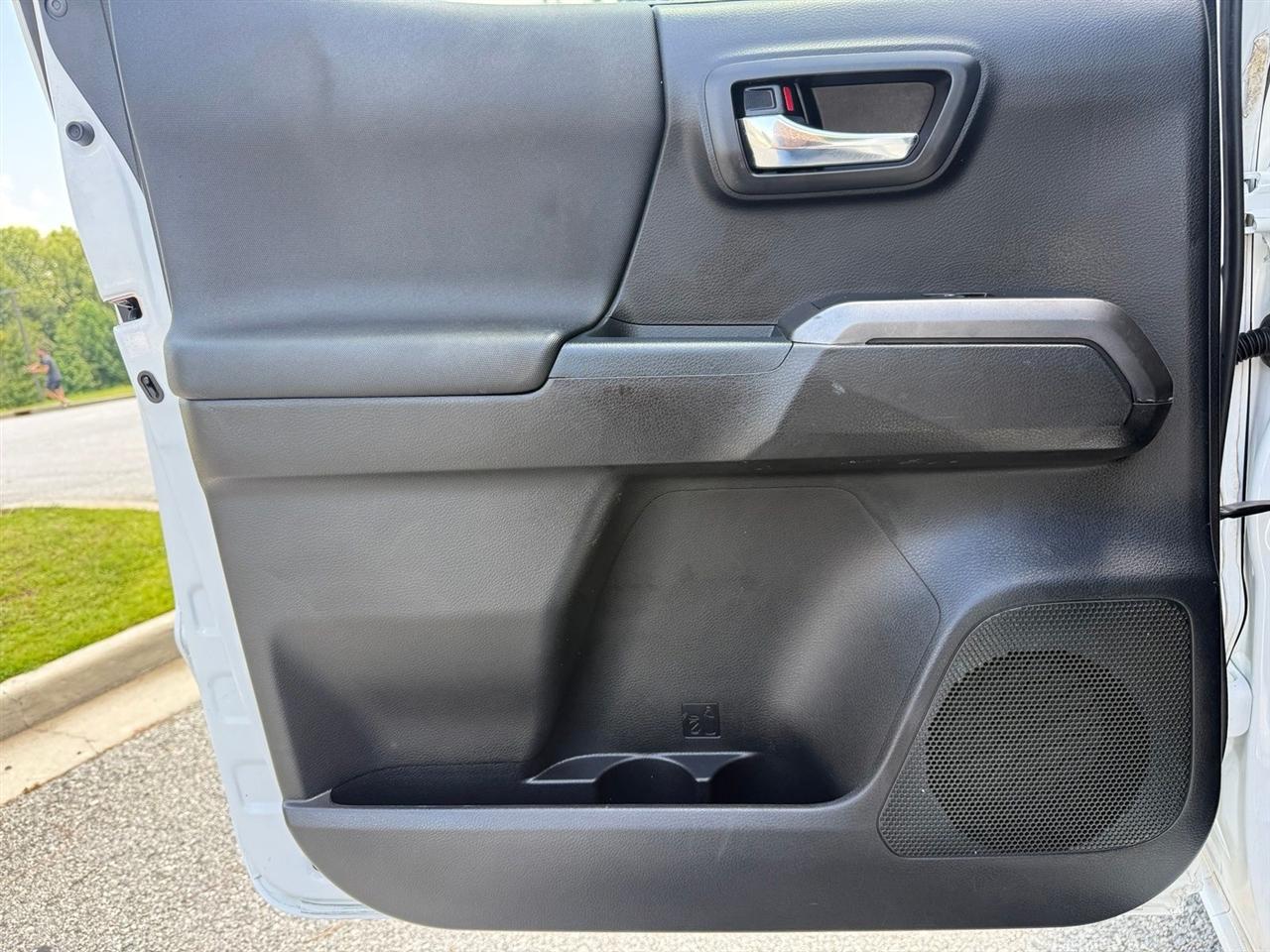 Toyota Tacoma  2017