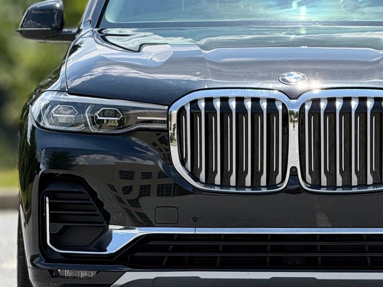 BMW X7  2019