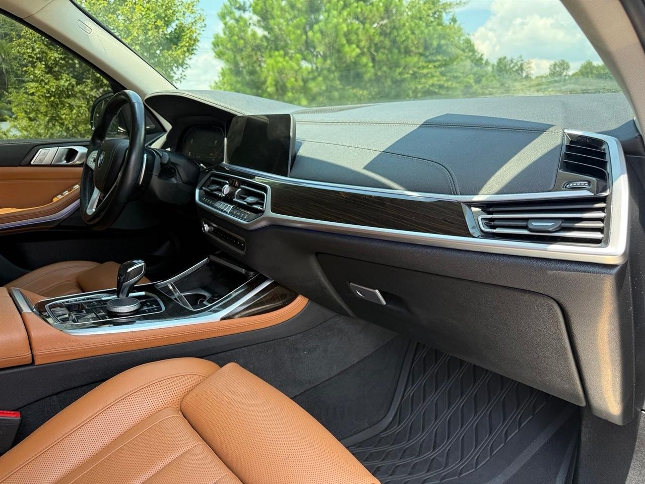 BMW X7  2019