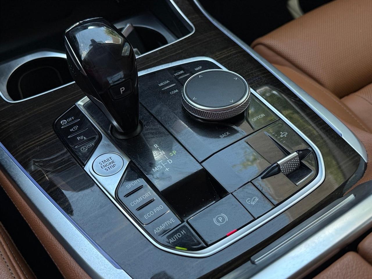 BMW X7  2019