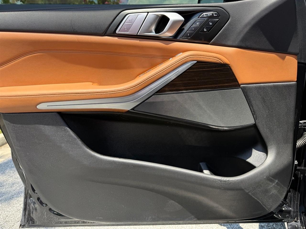 BMW X7  2019