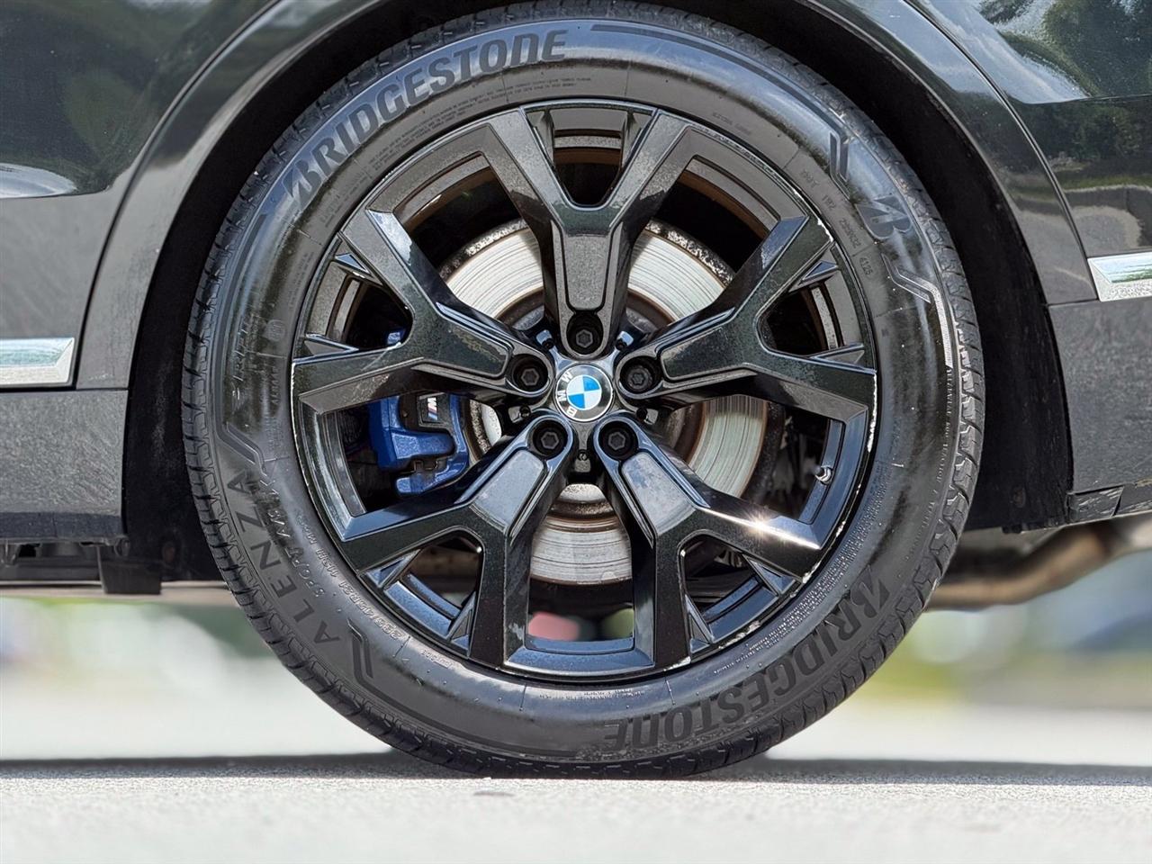 BMW X7  2019