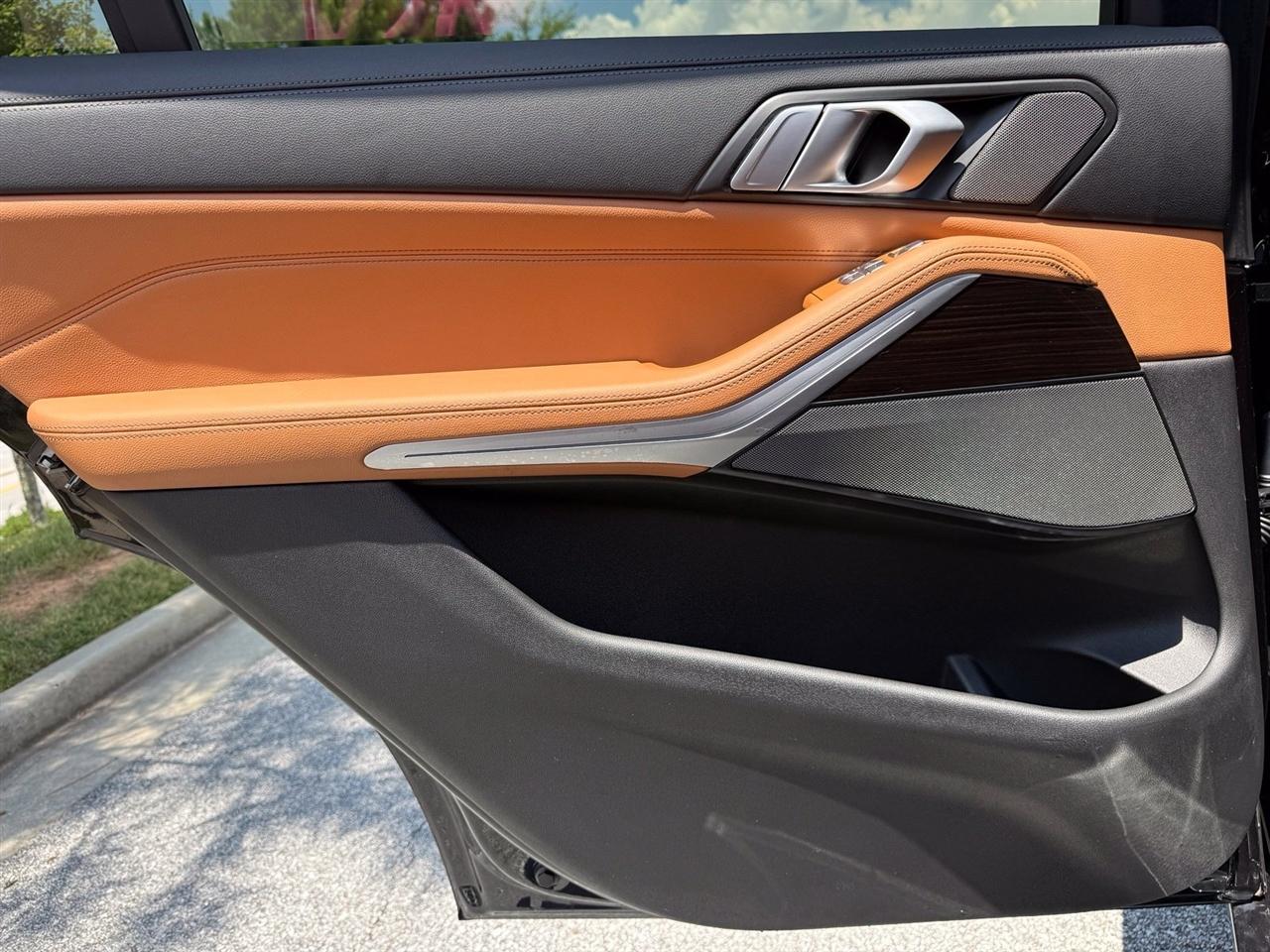 BMW X7  2019