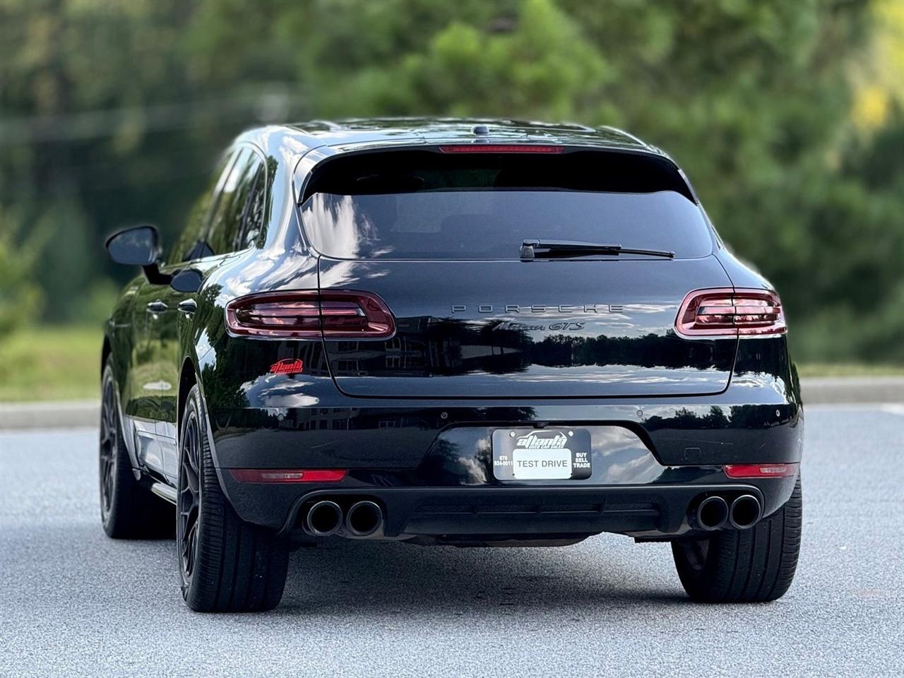 Porsche Macan  2017