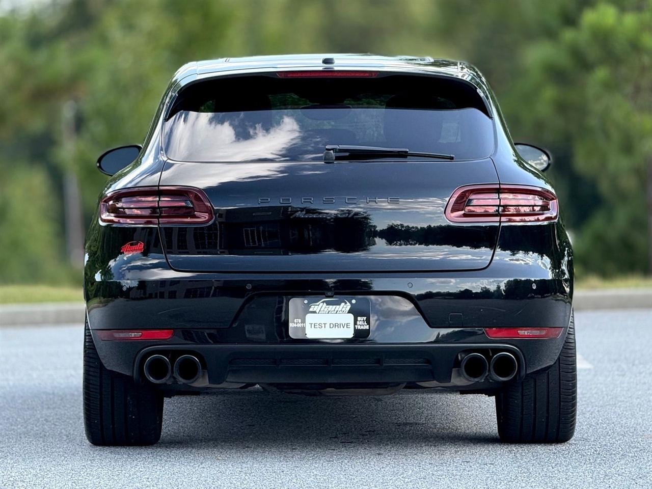 Porsche Macan  2017