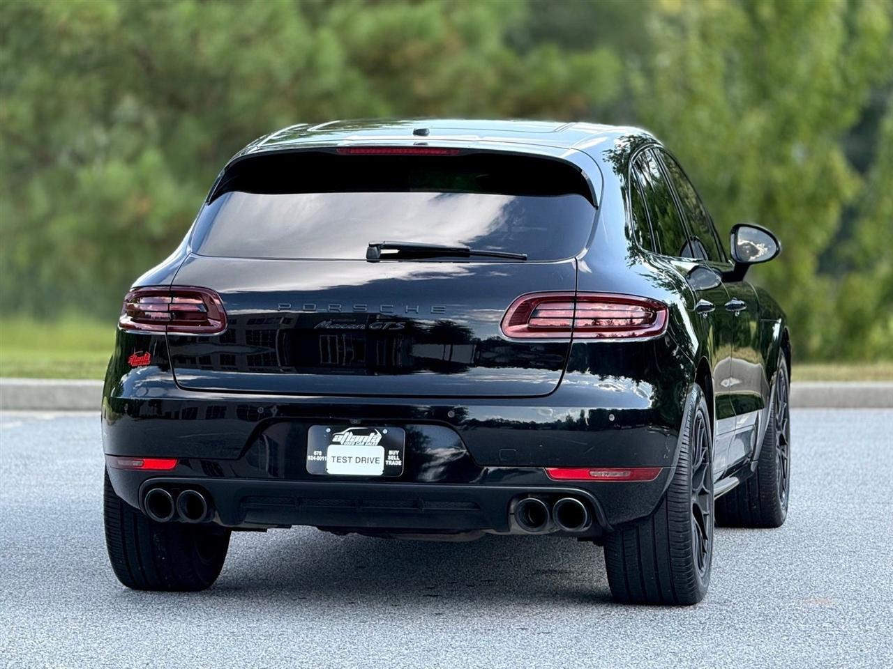 Porsche Macan  2017