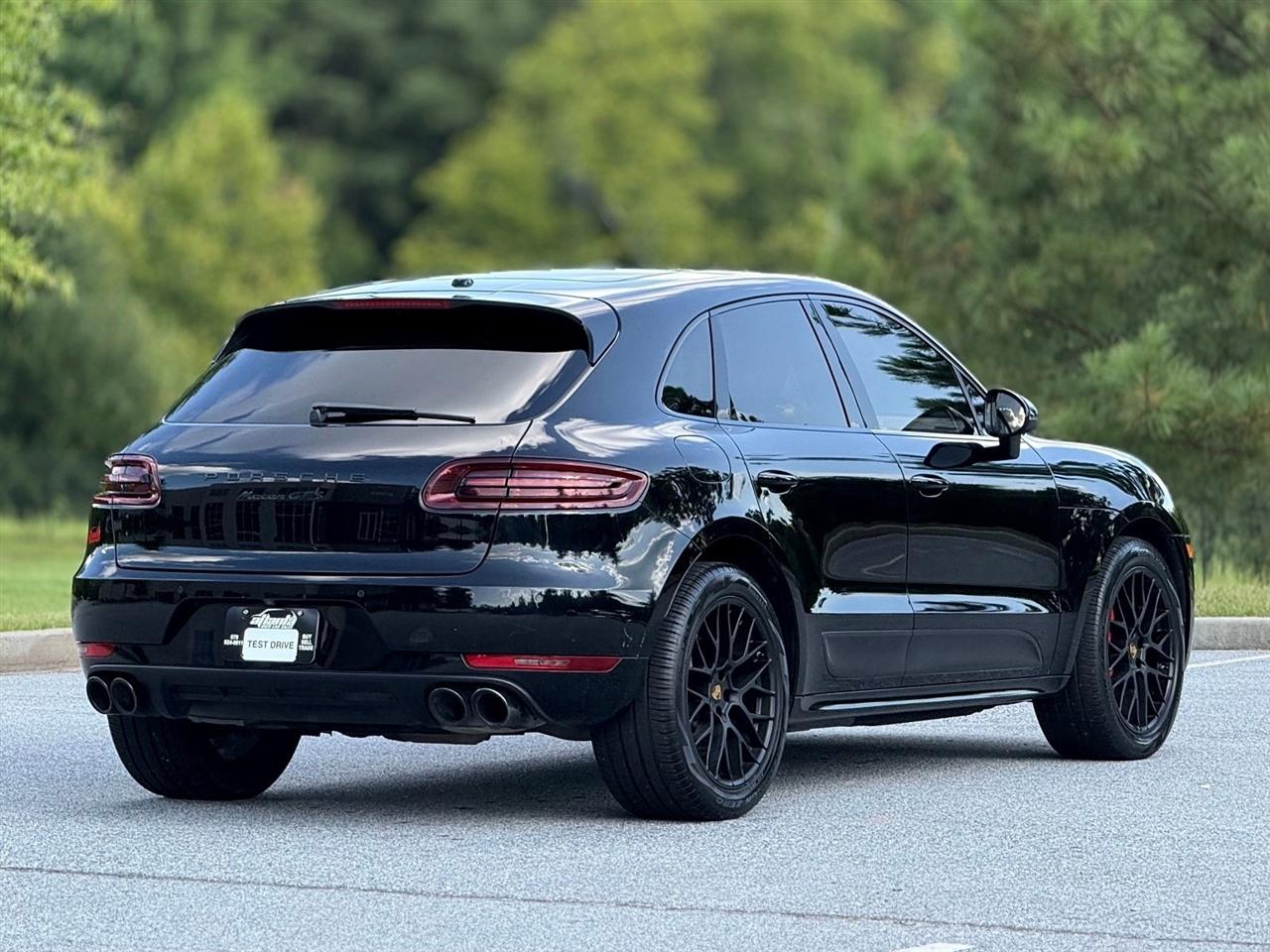 Porsche Macan  2017