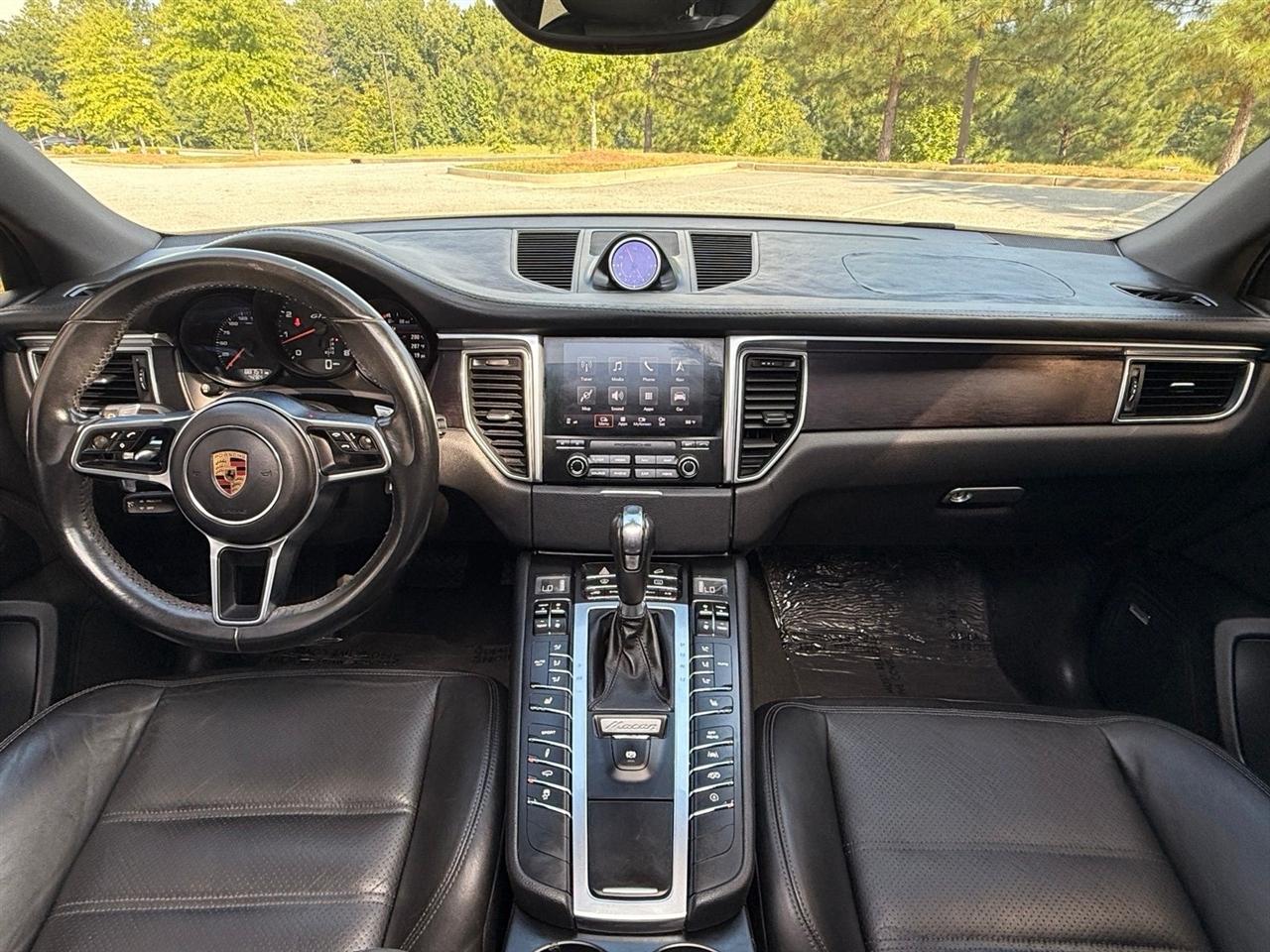 Porsche Macan  2017