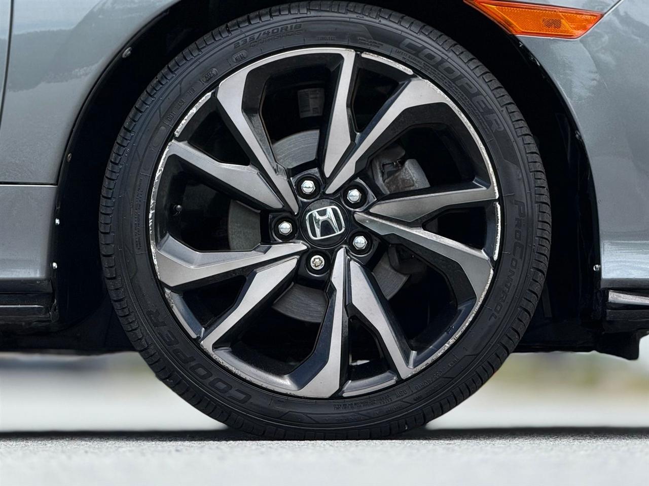 Honda Civic Hatchback  2018
