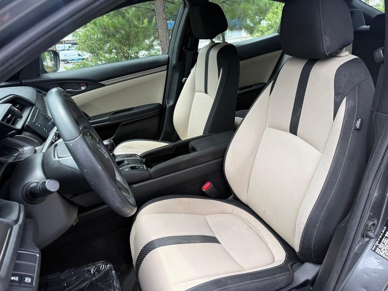 Honda Civic Hatchback  2018