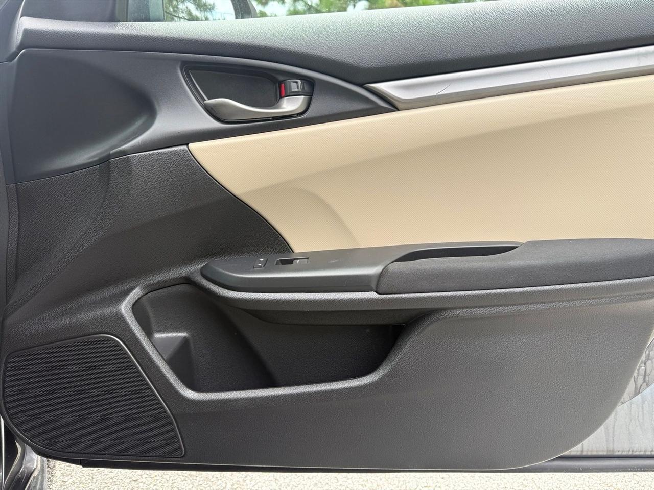 Honda Civic Hatchback  2018