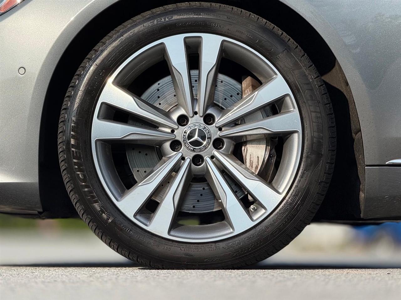Mercedes-Benz S-Class  2019