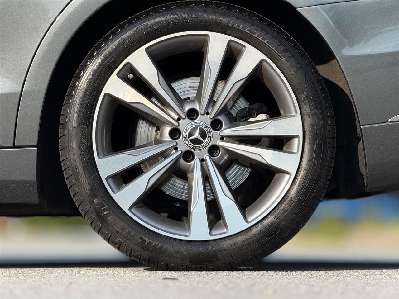 Mercedes-Benz S-Class  2019