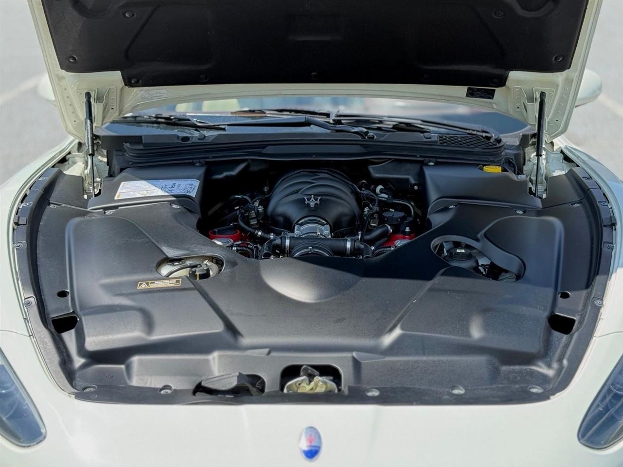 Maserati GranTurismo Convertible  2014