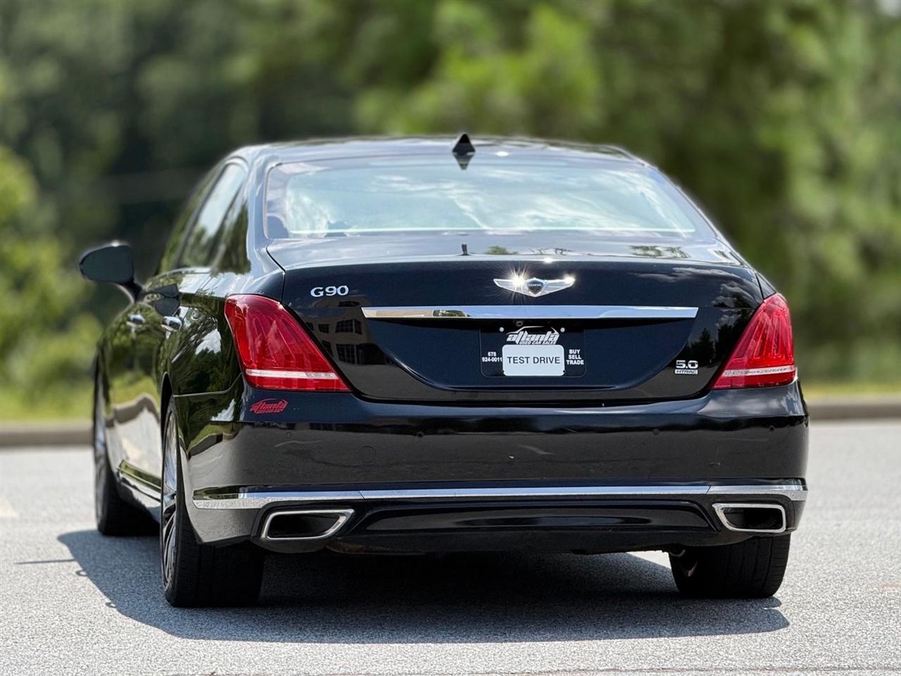 Genesis G90  2018