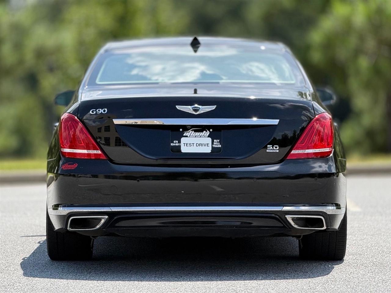 Genesis G90  2018