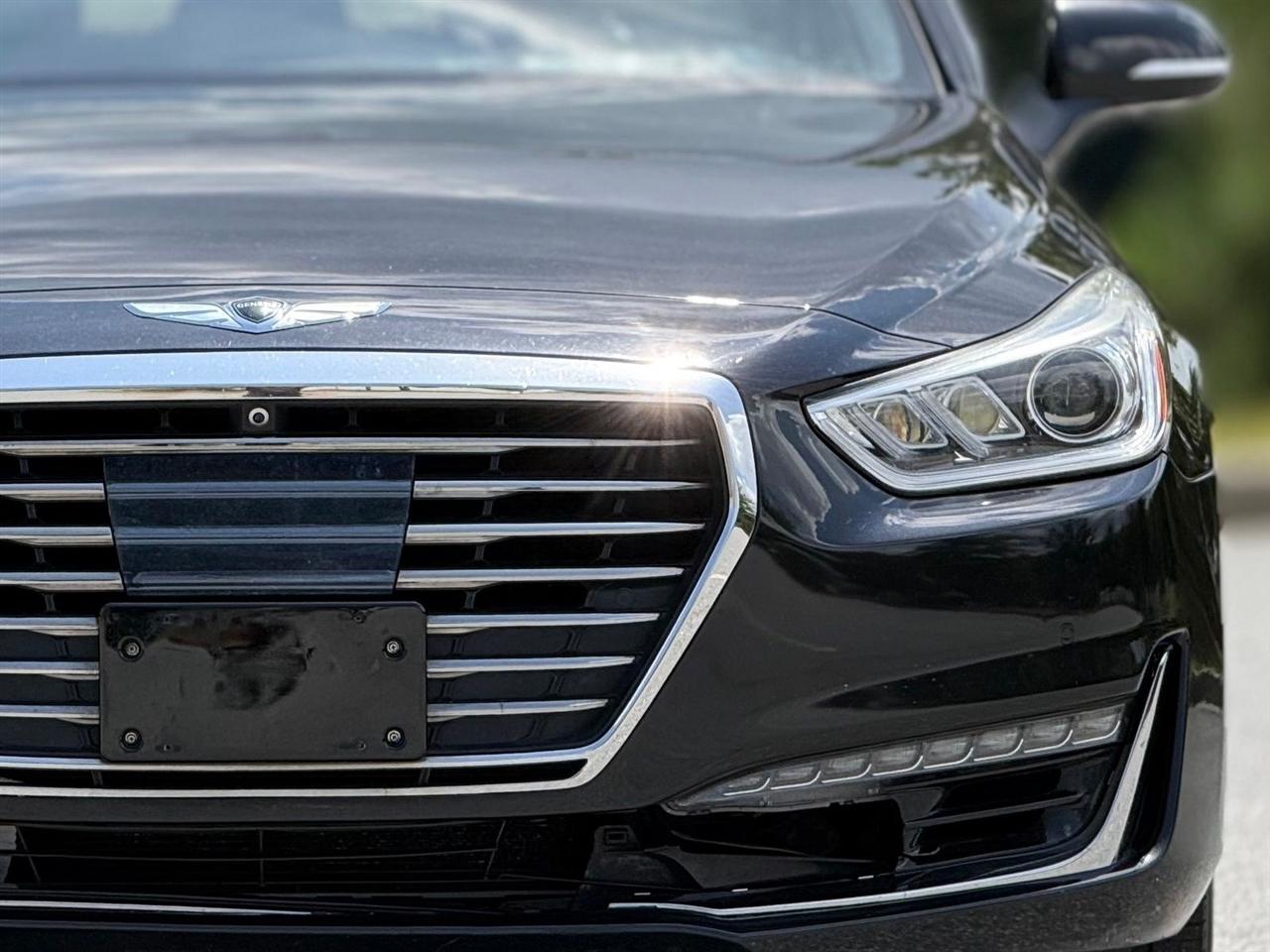 Genesis G90  2018