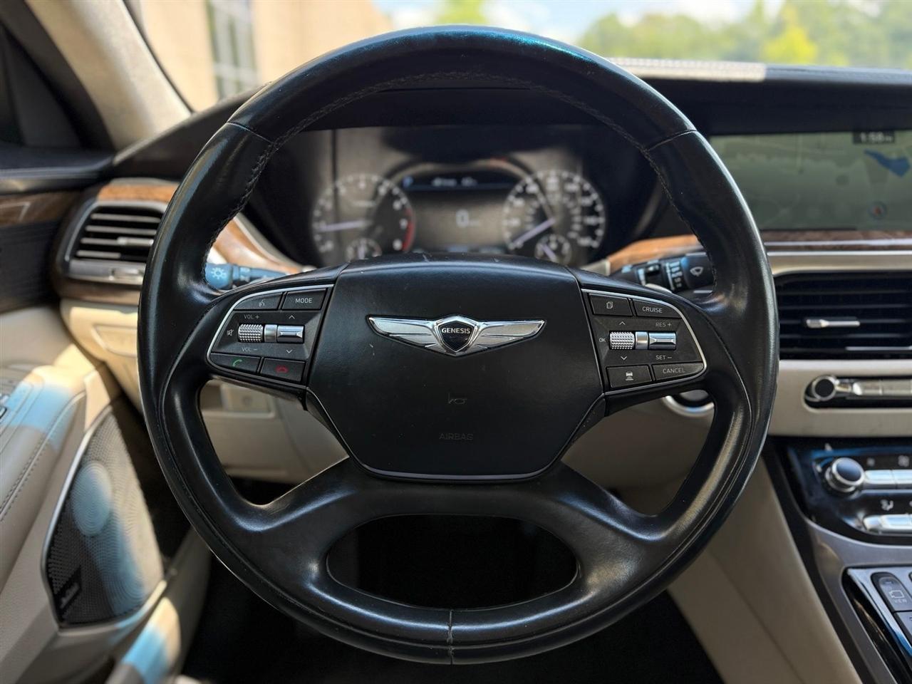 Genesis G90  2018