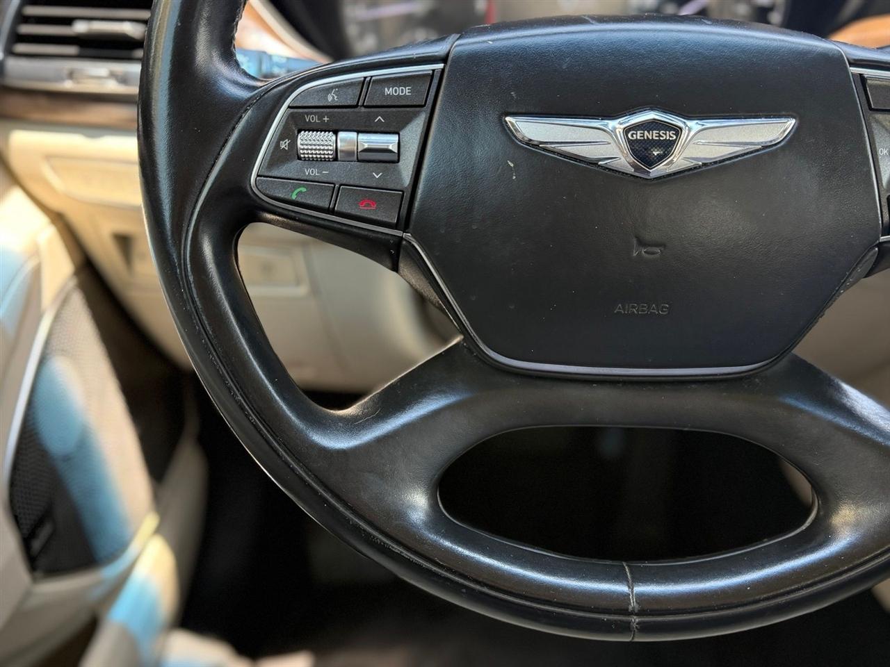 Genesis G90  2018