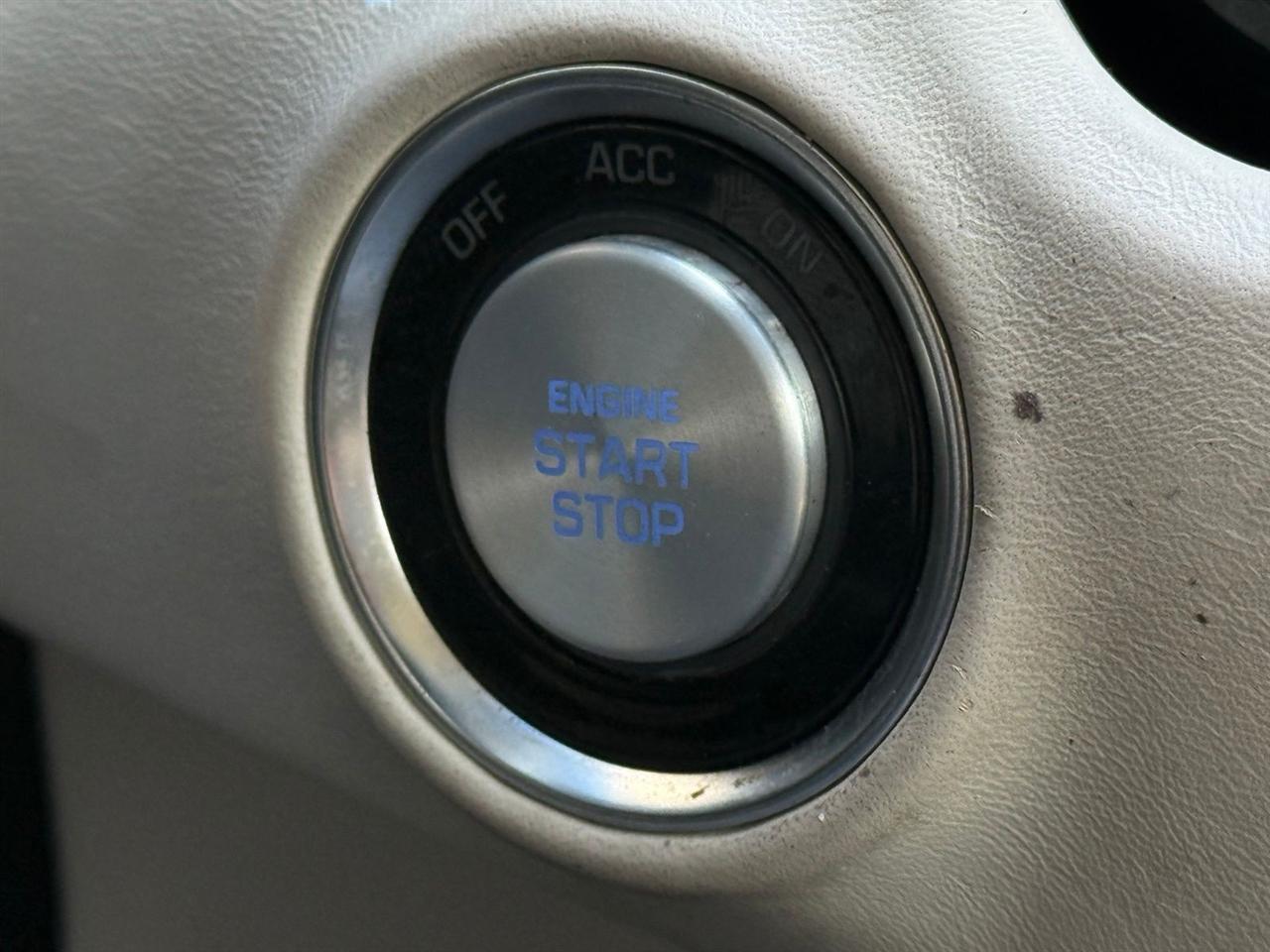 Genesis G90  2018