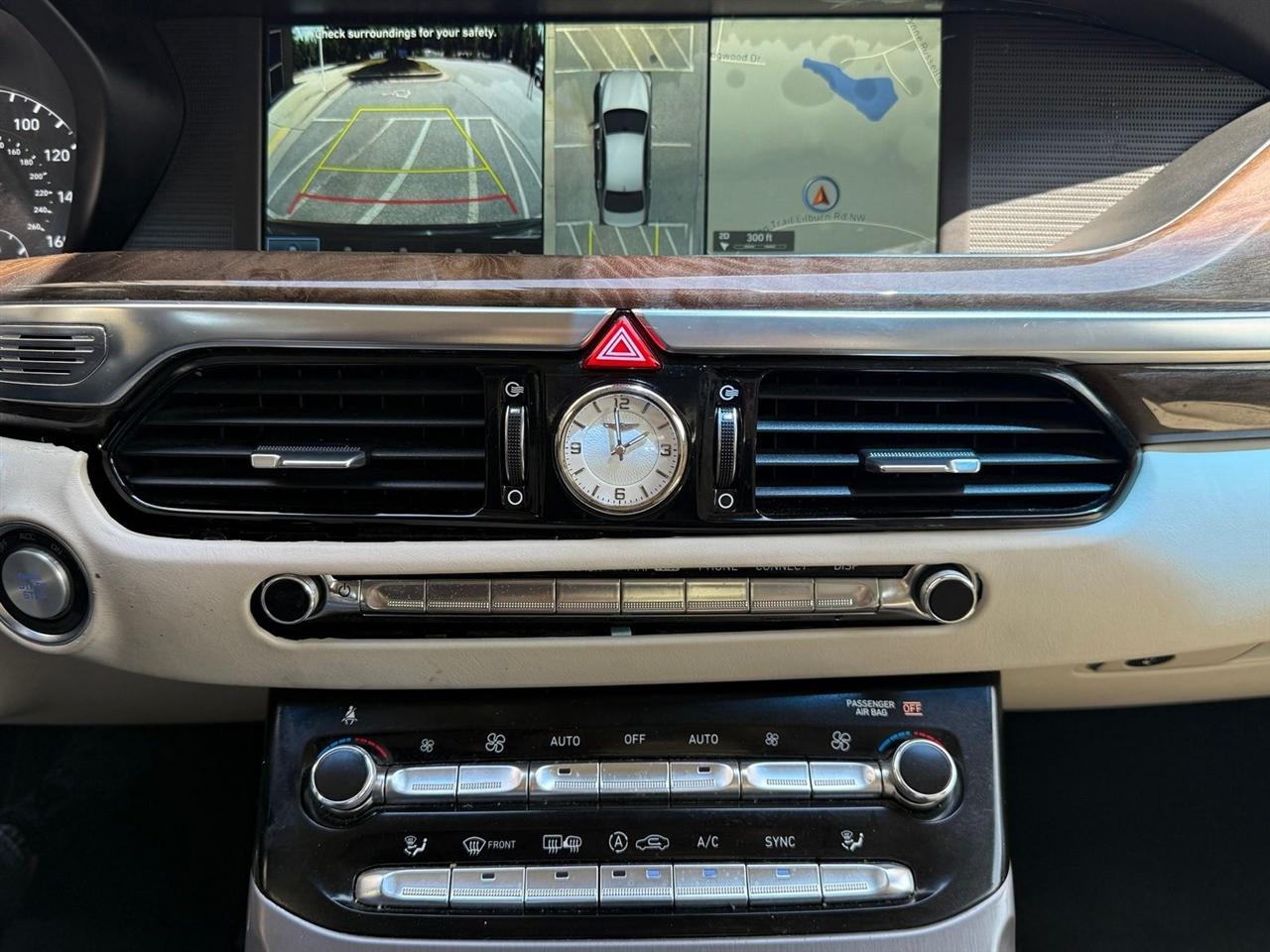 Genesis G90  2018