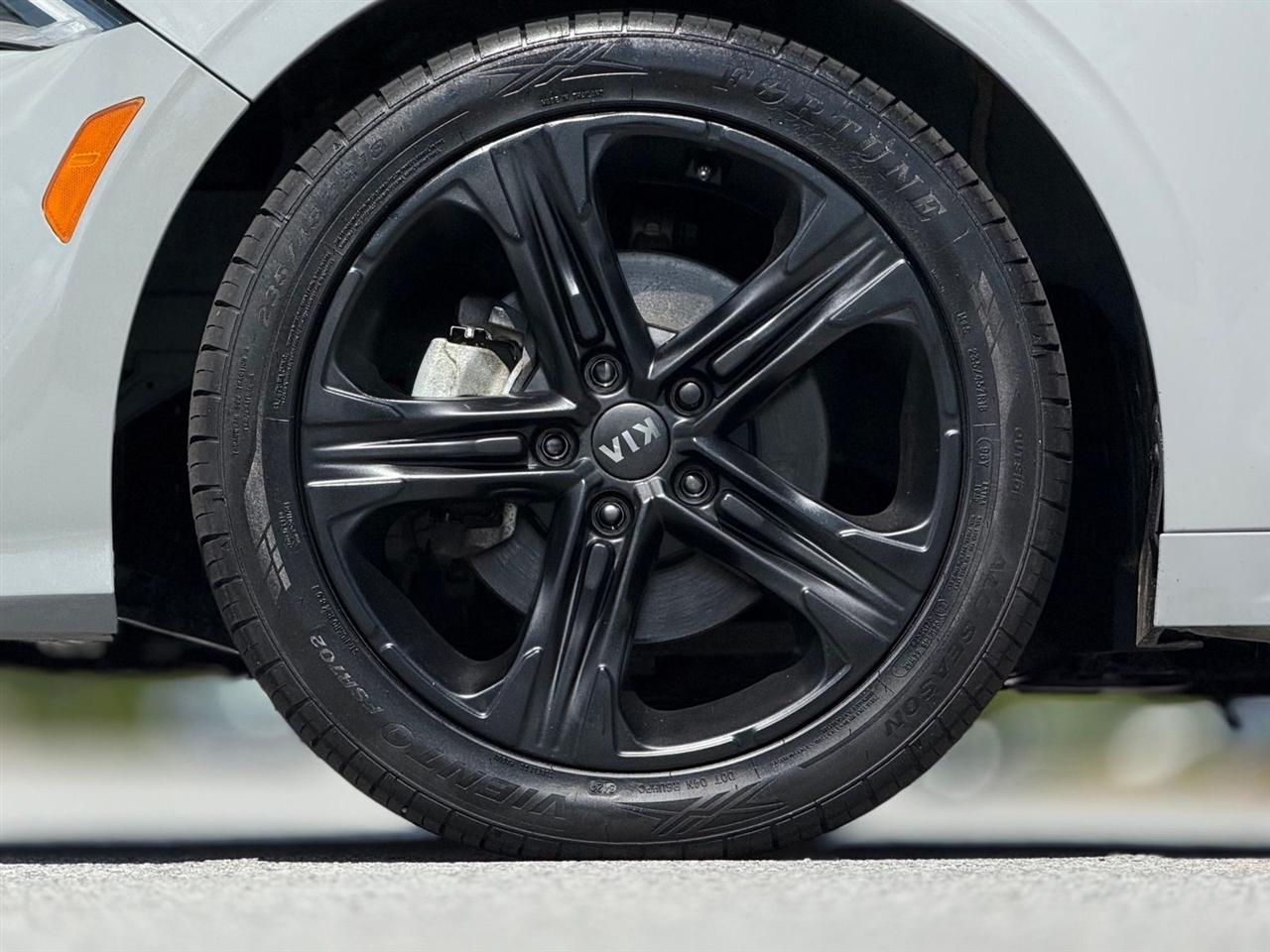Kia K5  2021