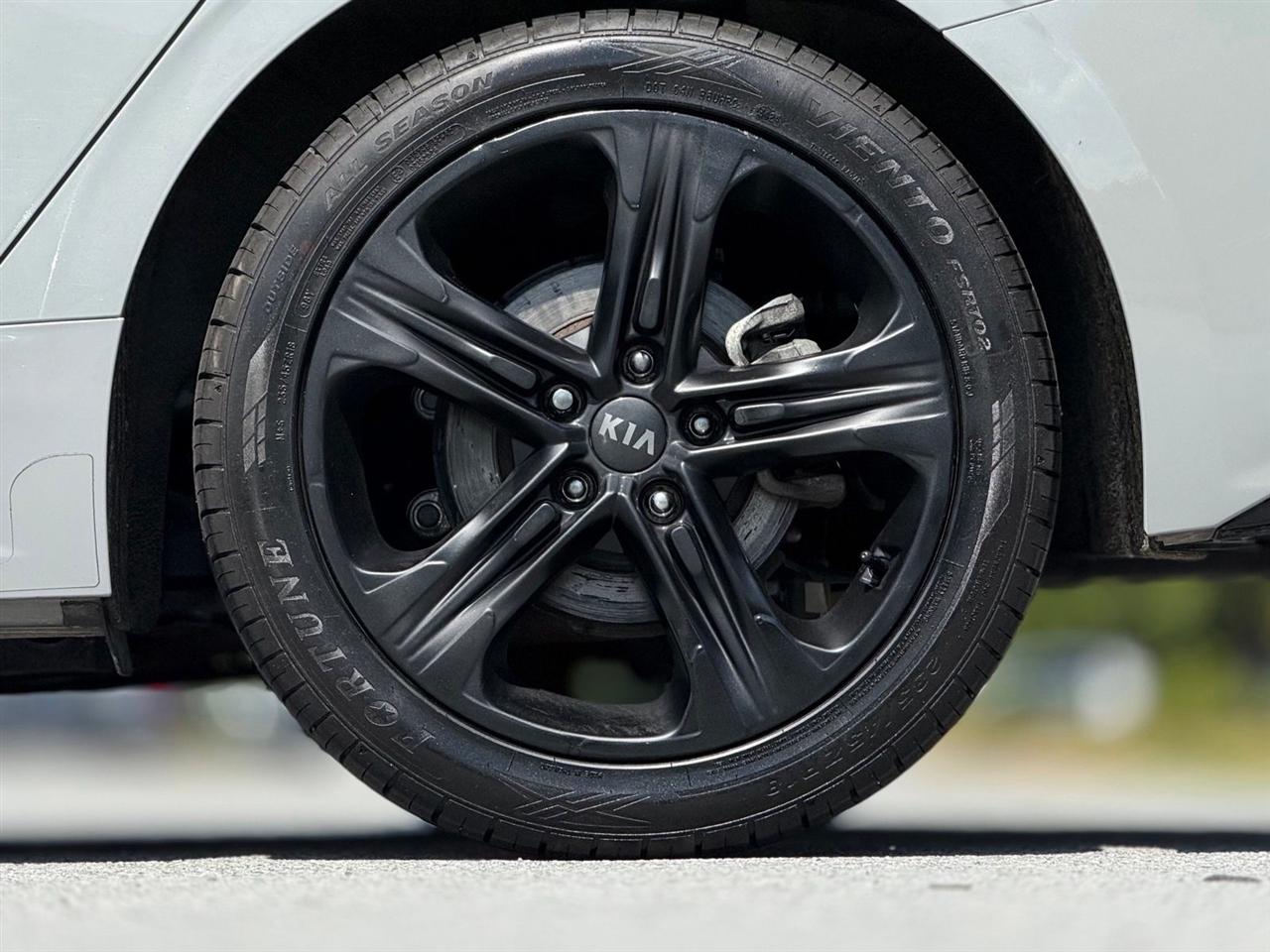 Kia K5  2021