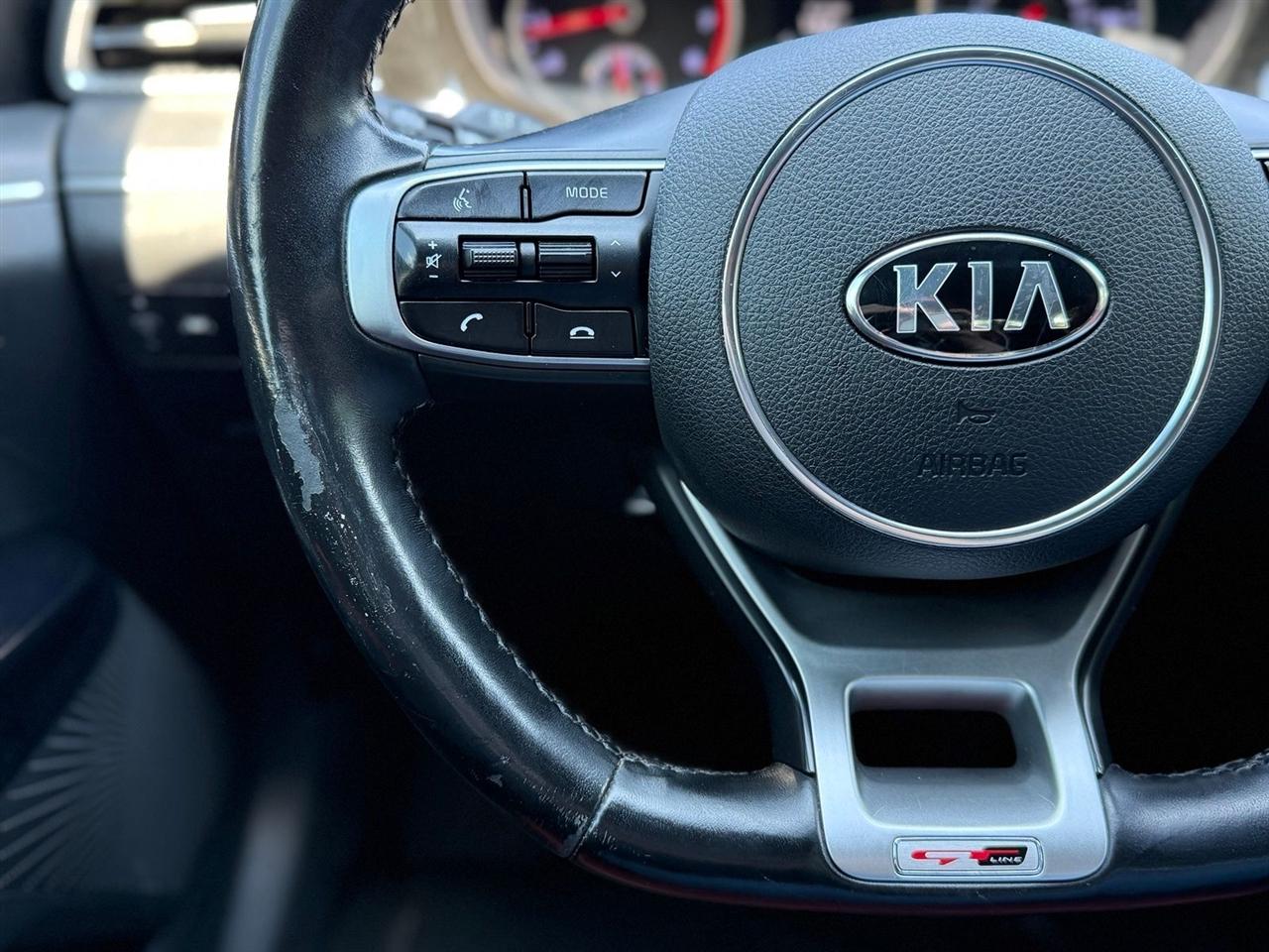 Kia K5  2021
