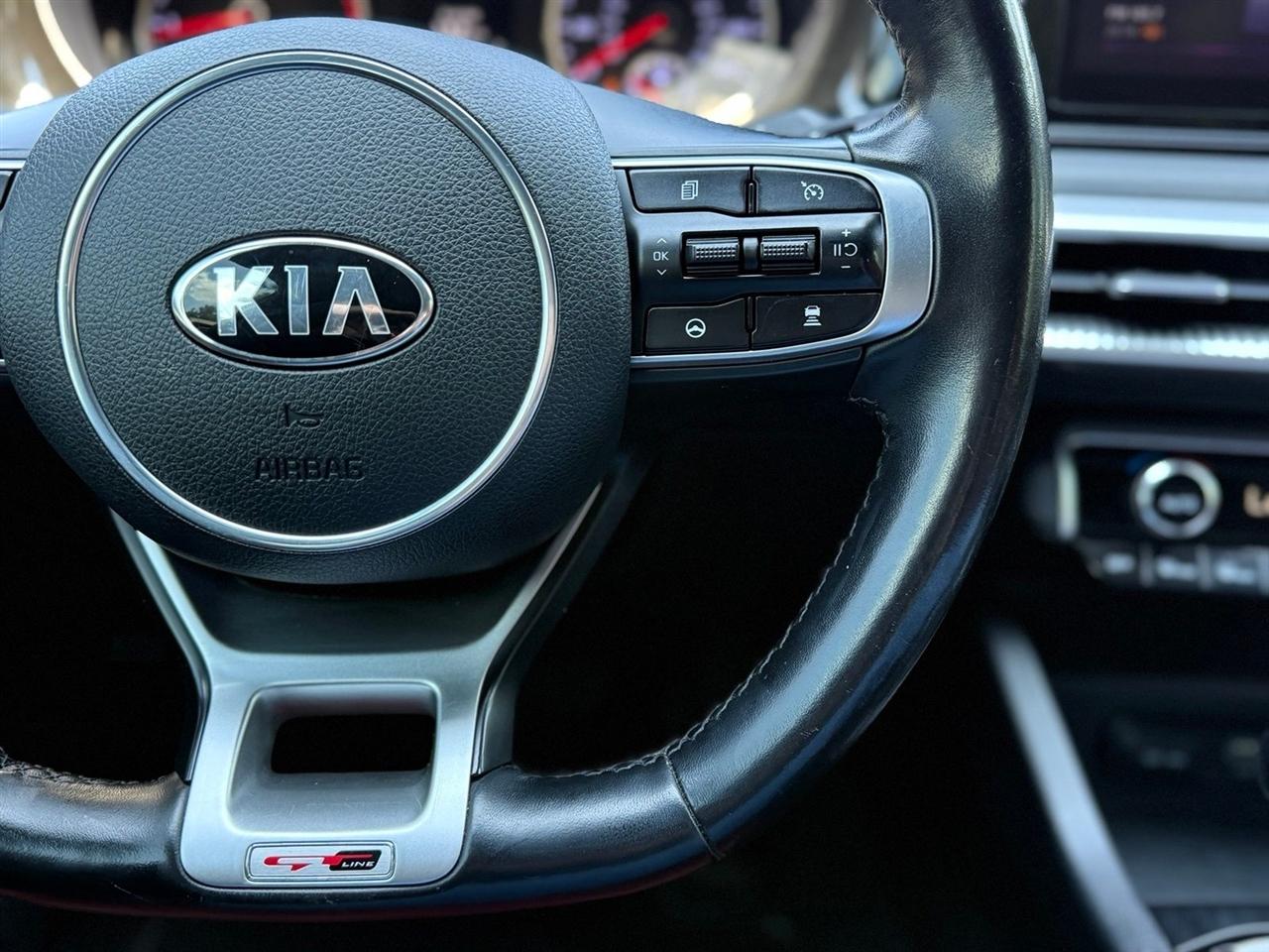 Kia K5  2021