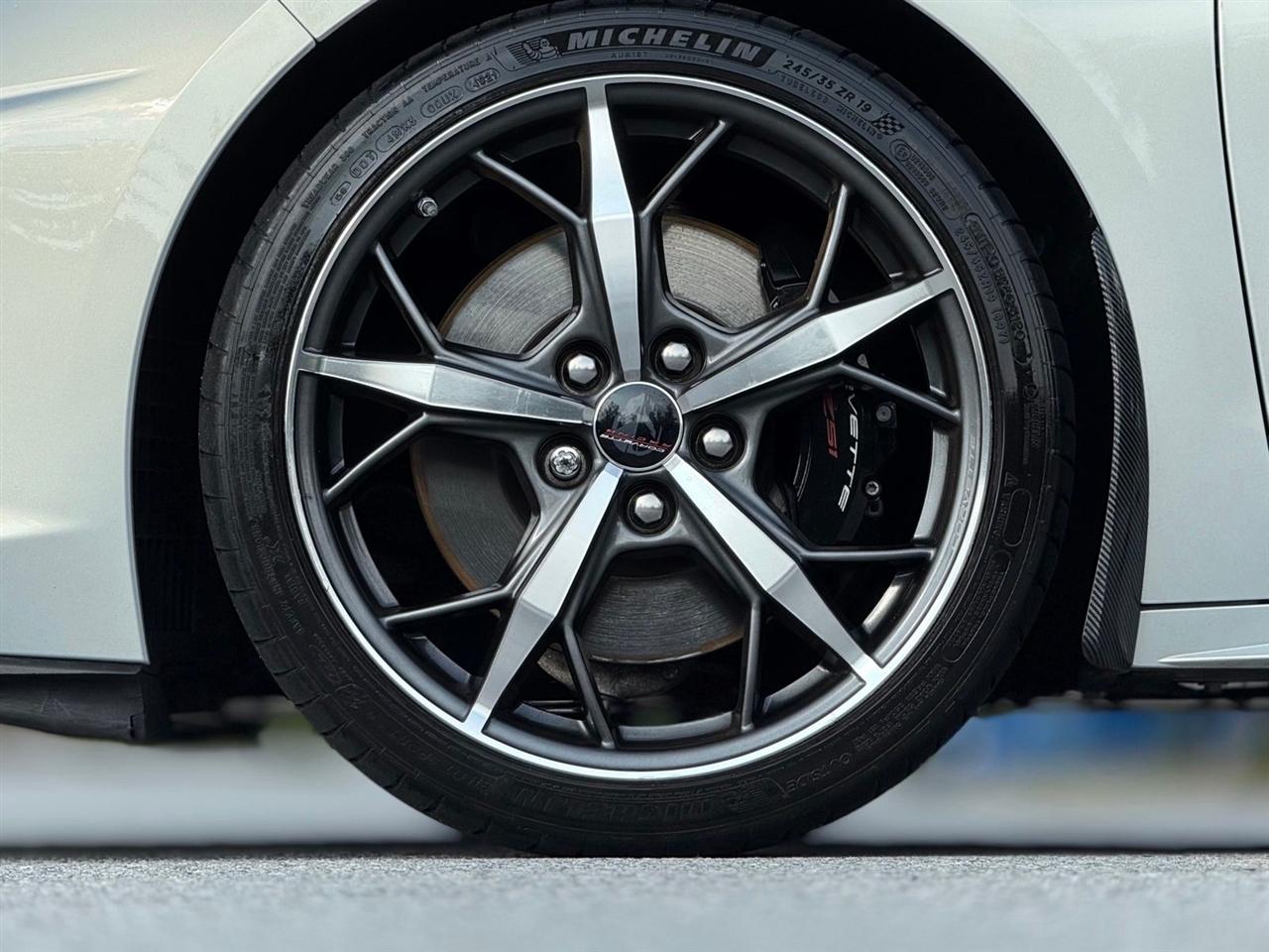 Chevrolet Corvette  2021