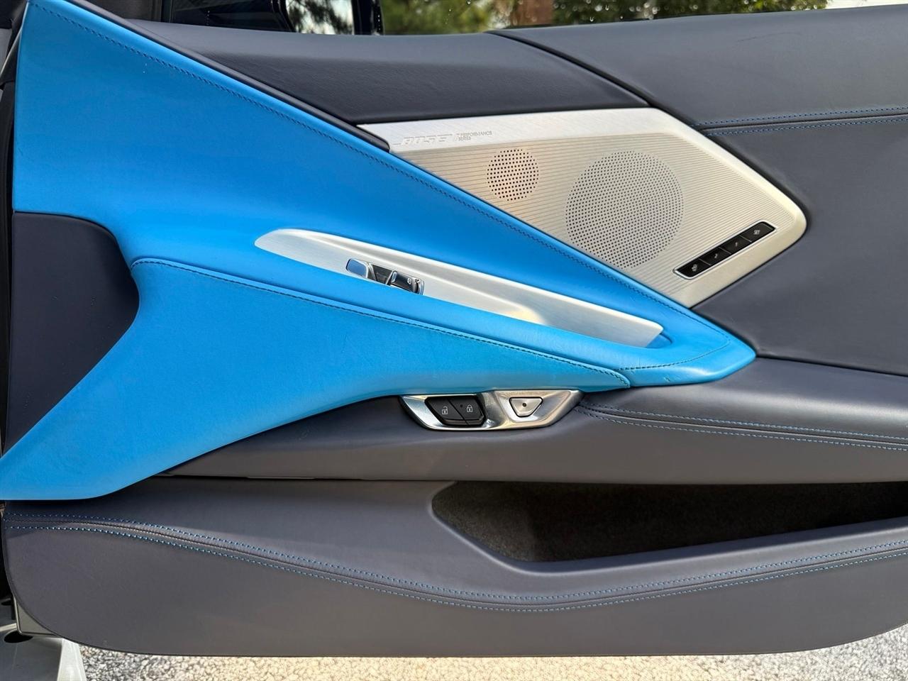Chevrolet Corvette  2021