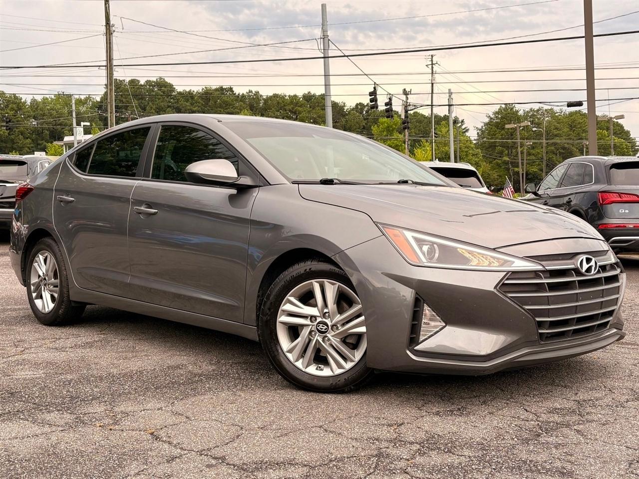 Hyundai Elantra  2019