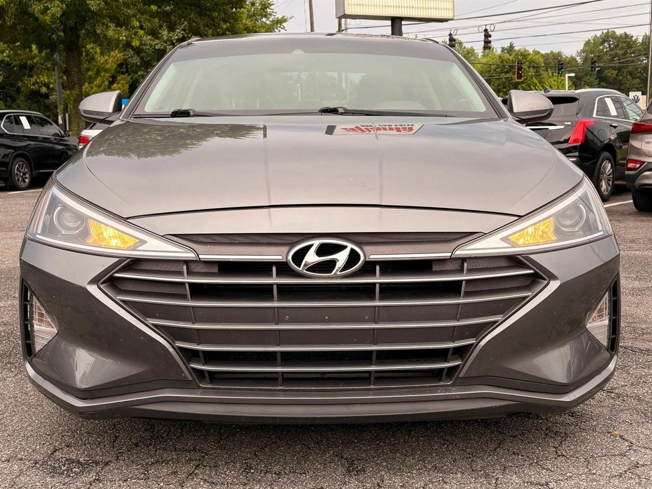 Hyundai Elantra  2019