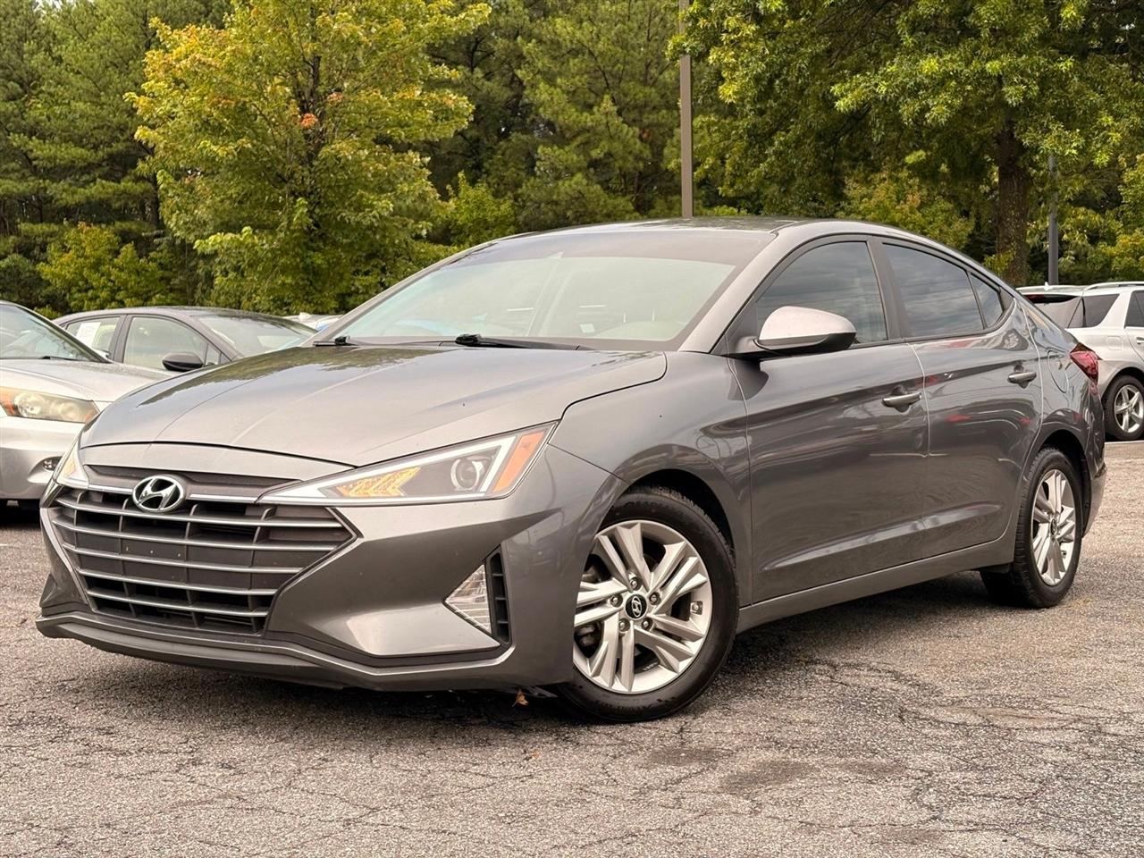 Hyundai Elantra  2019