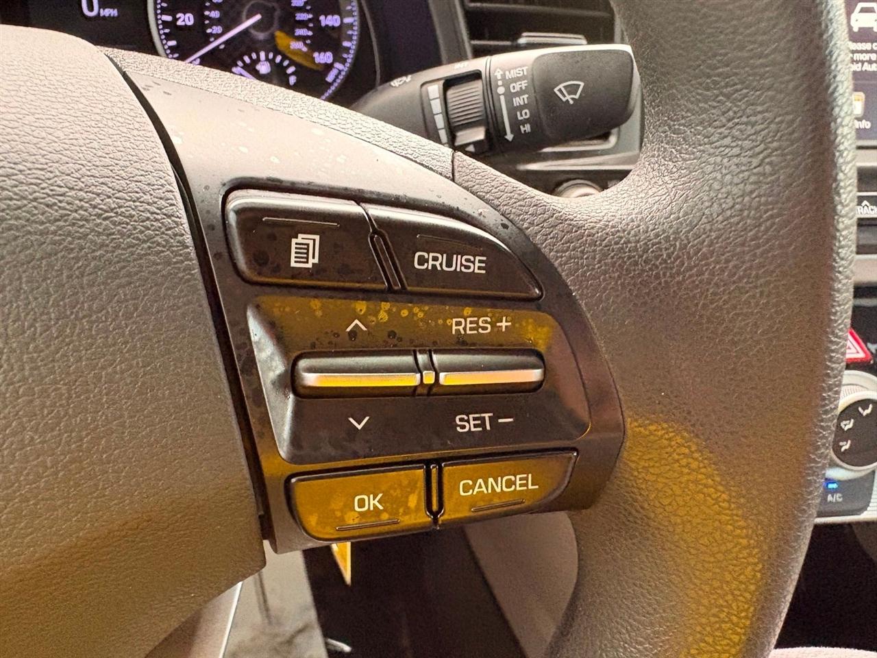 Hyundai Elantra  2019